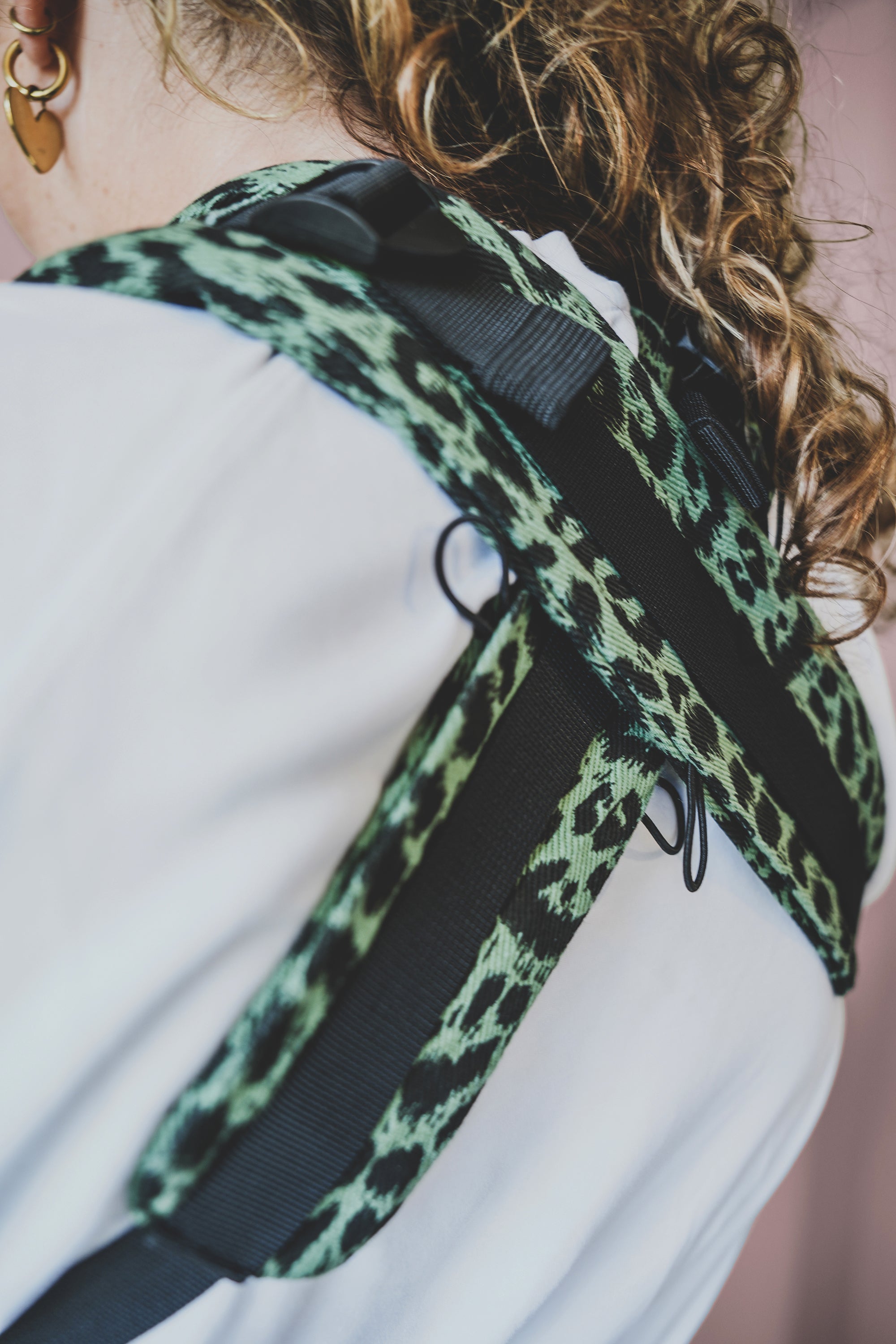 The Mexley Carrier l Houndstooth