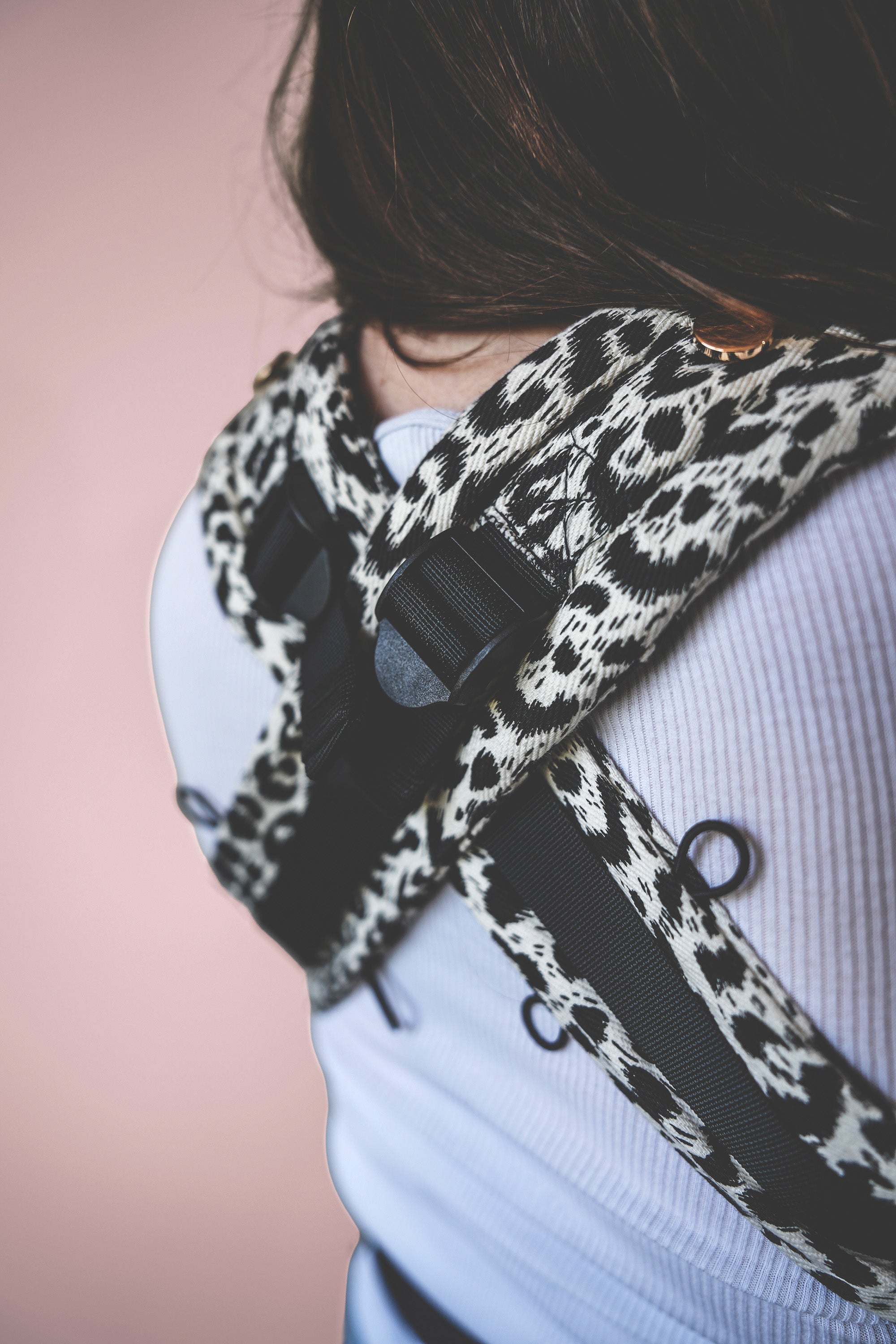 The Mexley Carrier l Houndstooth